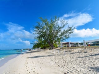 HH Beach 17 HH Beach 17