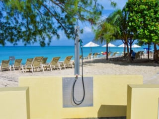 HH Beach 18 HH Beach 18