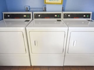 Onsite Laundry 2
